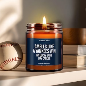 New York Yankees Candle Gift, Unique Gift Idea, Baseball Candle, Game Day Decor, Sport Themed Candle,Smells Like A Yankees Win,Baseball Gift