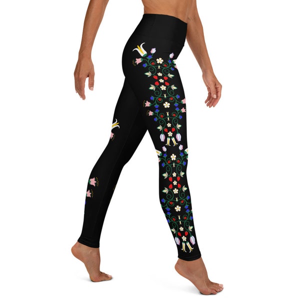 Native Floral Berries Yoga Leggings