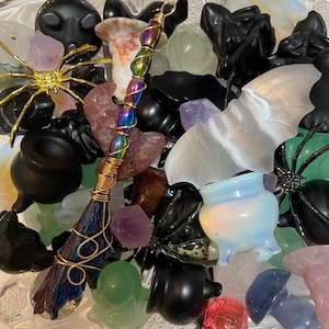 Witches Brew Crystal Confetti New Stock