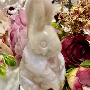 Flower Agate Crystal Rabbit Carving
