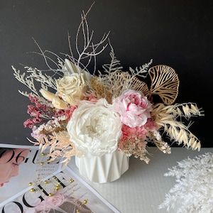 Real preserved peony vase, forever roses, roses that last, Valentine’s Day, Mother’s Day, Anniversary gift, preserved roses, gift for Her
