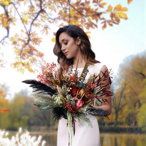 Terracotta Dried Flower Bridal Bouquet: Boho Autumn Wedding Decor