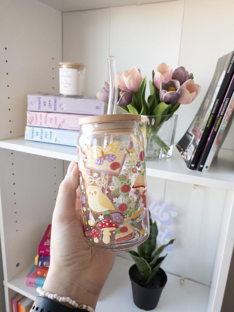 Bookish Iced Coffee Cup, Fantasy Glass Cups with lid & straw, Book Lover Glass Cups, Gifts for Book Lovers, Be Bold Stay Bold image 4