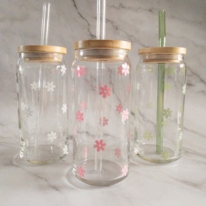 Daisy Glass Cup With Lid and Straw, Flower Glass Cups, Floral Glass Cup, Glass Tumbler, Glass Tumbler with Straw and Lid, Iced Coffee Cup