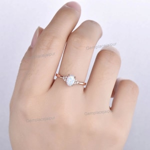 Natürlicher Opal Ring, 14k Roségold Ring, Oktober Geburtsstein Ring, Oval Form Opal Ring, Opal Jahrestag Ring, Geschenk für Sie