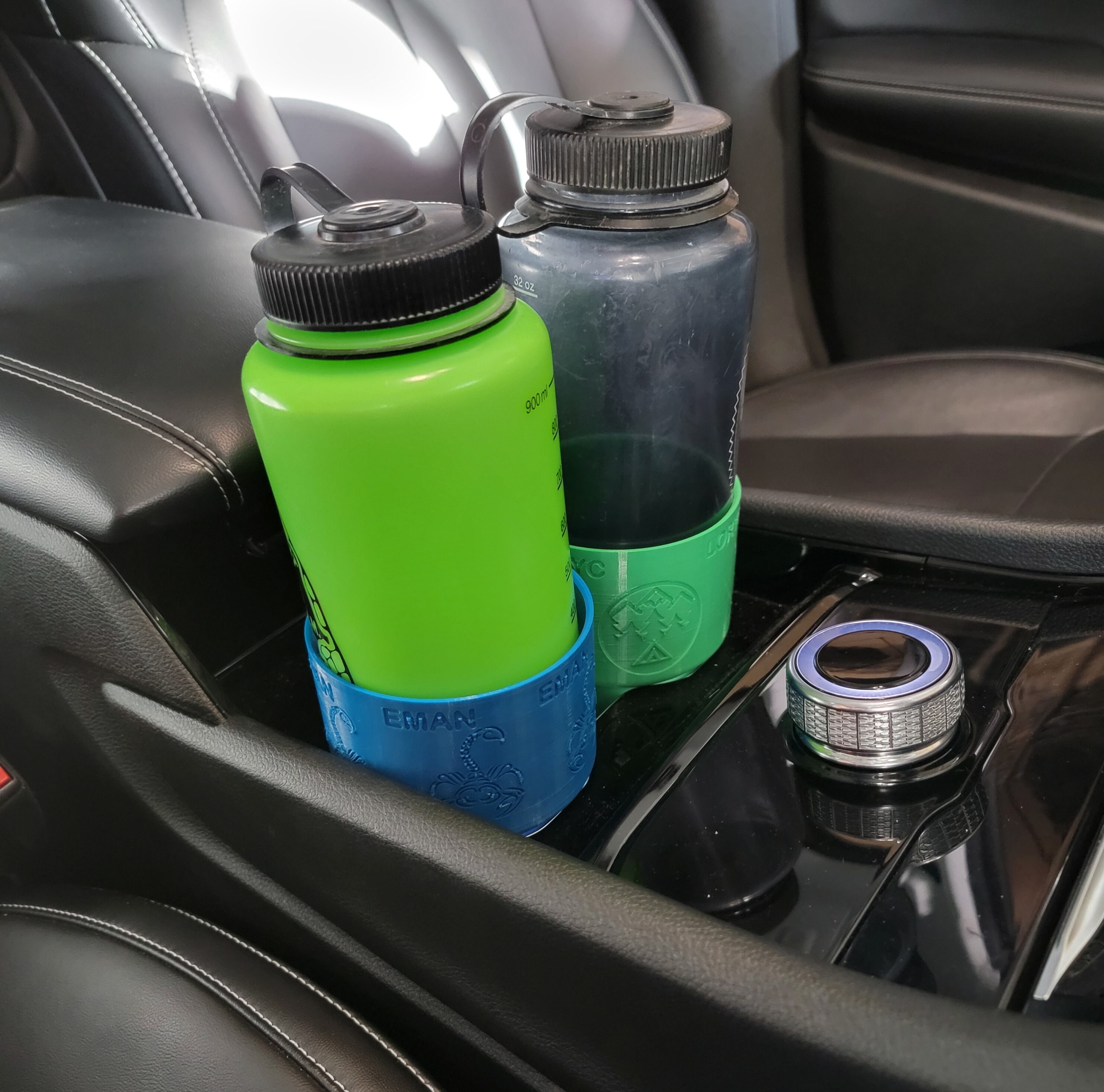 EcoNour Cup Holder Expander for Car to Keep Hydro Flasks (32/40 oz), Yeti,  Nalgene & Stanley Water Bottles | Large Cup Extender Holder for Car to