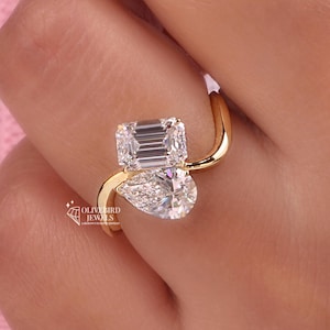 Toi Et Moi Ring, 2.50 TW  Emerald and Pear Lab Grown Ring,Two Stone Engagement Ring,Anniversary Gift For Her,Bridal Set,Promise Ring For Her