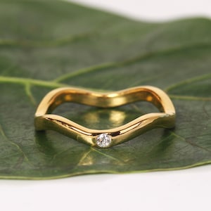 Arch Bezel Solo lab grown Diamond Ring, Curved Diamond Wedding Band, Anniversary Gifts for Her, Women Dainty Curved Ring, Gifts For Women