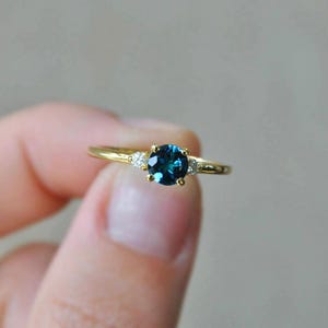 Teal Sapphire Ring Genuine Teal Sapphire Engagment Ring 925 Sterling silver Bridal wedding Ring women Ring Unique Ring personalized gift