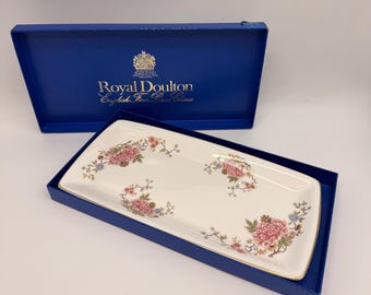 ロイヤルドルトン カントン ティーセット：ファインボーンチャイナ 21