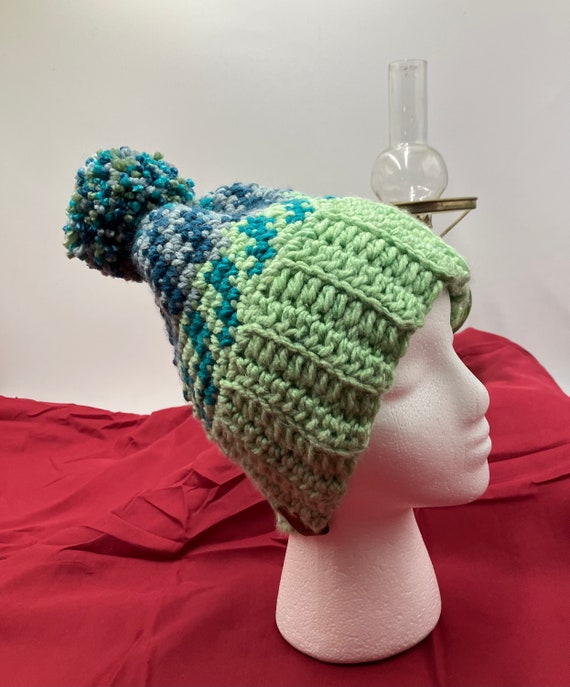 Chunky Crochet Winter Hat: Multicolor Green Pom Pom Beanie  display picture 1