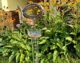 Regenmesser in Form eines Fisches aus Hufeisen Baustahl - Einzigartiges und stilvolles Accessoire für Garten, Terrasse in rostiger Optik