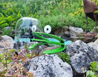 Handgemachter, grüner Frosch aus Hufeisen für Teich, Brunnen und Garten - Einzigartiges, geschweißtes Kunstwerk