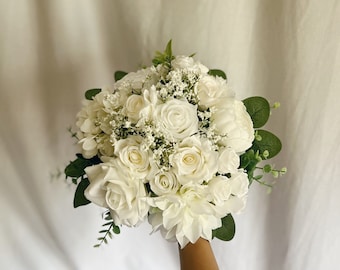 Faux bridal bouquet with white and light ivory flowers, white bouquets, white bridal bouquet, white fake bouquet, white and green bouquet