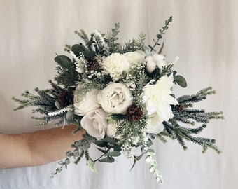 Winter wedding bouquet with pine cones, winter bouquet, white bouquet, woodland bouquet, white and green bouquet, pine boutonnieres