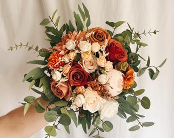 Rust Orange wedding bouquet, terracotta bridesmaids bouquets, rust orange bouquets, fake terracotta bouquet, Wedding bouquet, Bridal Bouquet