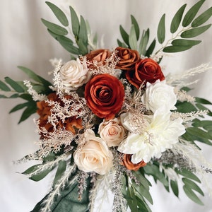 Rust Orange wedding bouquet, terracotta bridesmaids bouquets, rust orange bouquets, fake terracotta bouquet, Wedding bouquet, Bridal Bouquet