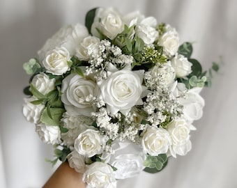 Faux bridal bouquet with white flowers, white bouquets, white bridal bouquet, white fake bouquet, white and green bouquet, white boutonniere