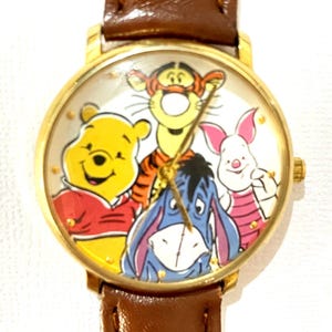 Winnie the Pooh RARE Mens Watch Tigger Eyore Piglet Domed Crystal Gold Tone Case Excellent Vintage Condition Highly Collectible