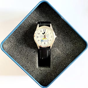 MICKEY MOUSE 75 Years Watch with Original Box ‘75 Years With Mickey’ in excellent vintage condition Gifts Collectible Watches Disneyana