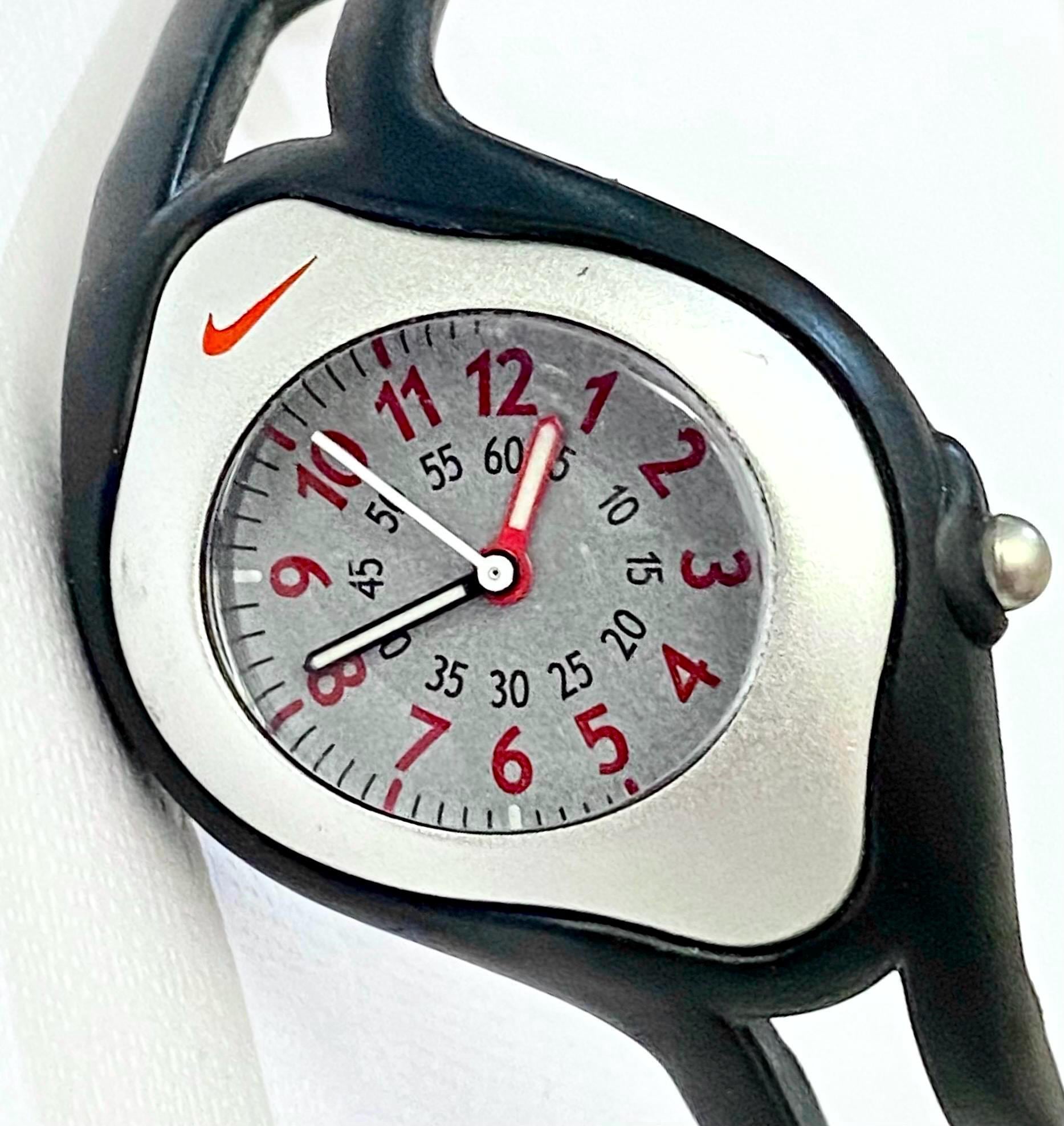 時計 NIKE WK0004-707 TRIAX SWEEPER il_fullxfull.7036265094_d08g.jpg