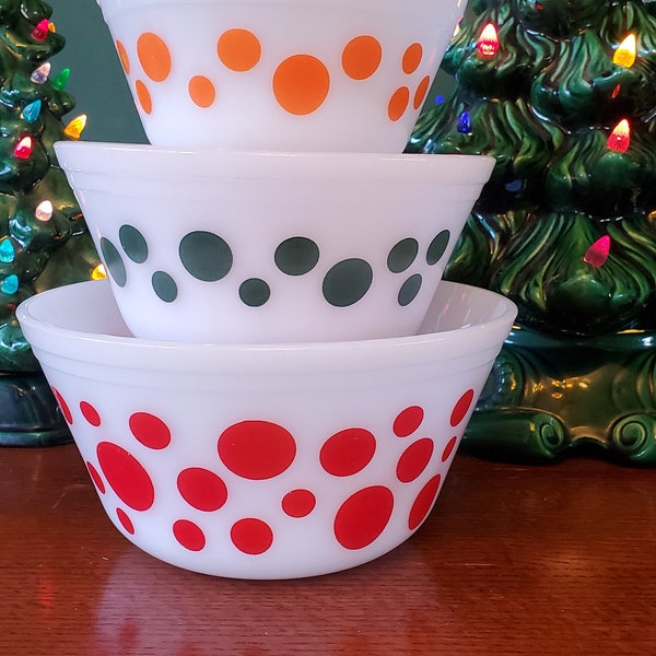 Federal Glass Ovenware polka dot bowls - set of 3 nesting bowls