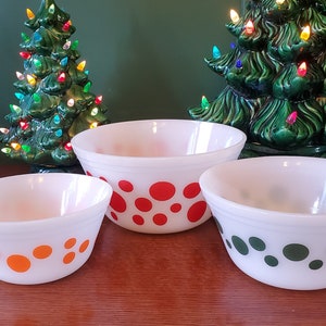 Federal Glass Ovenware polka dot bowls - set of 3 nesting bowls