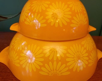 Pyrex Sunflower Daisy orange Cinderella nesting bowls - set of 2 #442 and #444