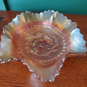 Marigold Carnival Glass Windflower Bowl Ruffled Edge candy dish - 8-1/2&quot; Dugan