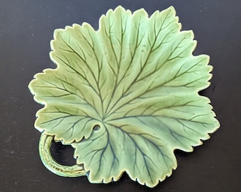 Green Leaf Decorative Plate German Made Nature Theme