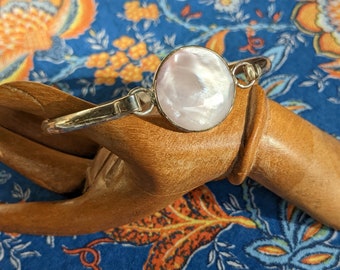 Mother of Pearl Inlaid Bracelet - Pink MOP Stamped Alpaca Silver Bracelet