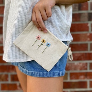 Embroidered wristlet