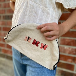 Embroidered wristlet