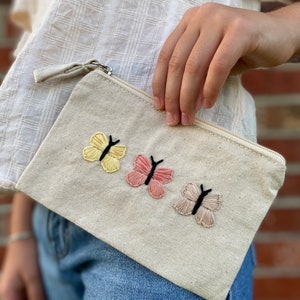 Embroidered wristlet