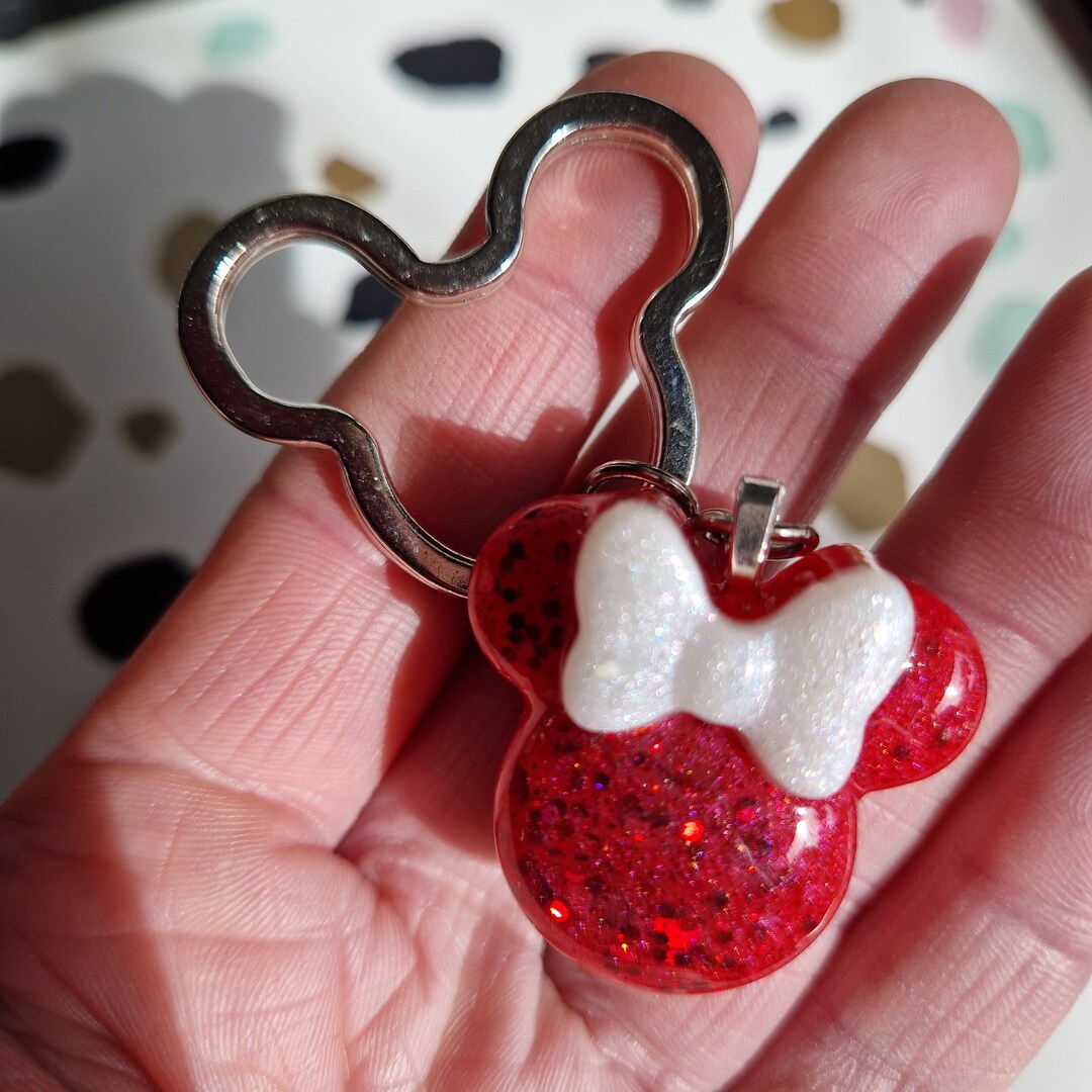 Minnie Mouse Style Keyring | Red White | Glitter - Etsy