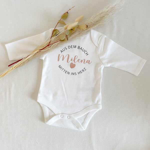 Babybody personalisiert „Aus dem Bauch mitten ins Herz“, Geschenk zur Geburt
