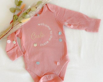 Babybody personalisiert „welcome to the world“, Geschenk zur Geburt