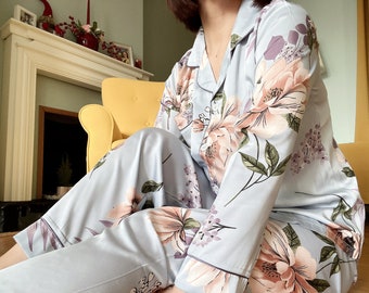 Silk Blend Pyjamas Set, Long Sleeve sleepwear Print, Loungewear Women, Large Flower Pattern