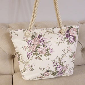 White Floral Canvas Tote Bag: Foldable Shoulder Bag with Zipper & Adjustable Strap
