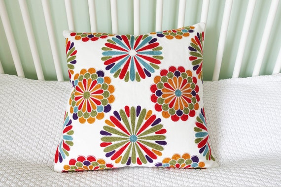 Fodera Per Cuscino Decorativa Etnica 43x43 Cm – Ricamo Suzani, Pizzo Pom Pom, Rosa, In Cotone, Per Divano E Letto - 3