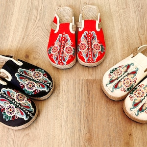 Black Handmade Embroidered Slipper, Embroidery Mule Shoes, Best Gift For Mom