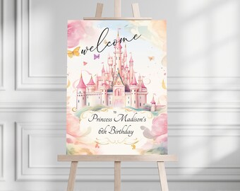 Puede incluir: Bienvenido al 6º cumpleaños de la princesa Madison con una ilustración de castillo rosa y un fondo de acuarela.