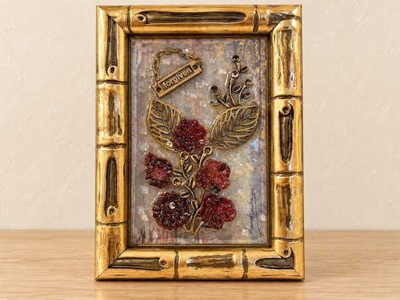 Flowers Mixed media Resin Wall Art decor Framed Pictures set Forgiven inspirations 9” by 6”