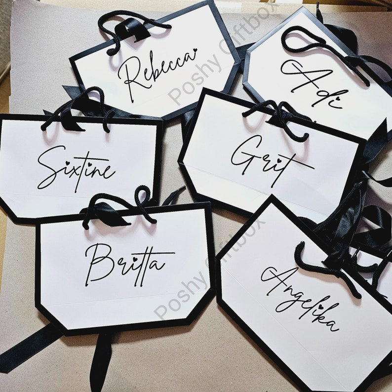 Geschenktaschen mit Namen/Eine Kleinigkeit Tüte/Geschenktüte /Geschenkverpackung JGA/Goodies Bag/JGA Beutel/Geschenktasche Geburtstag,Party image 1
