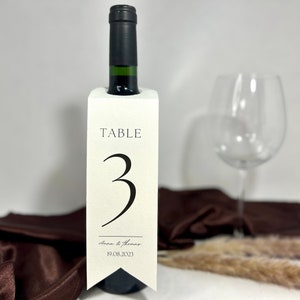 Numéros de table de mariage personnalisés pour bouteilles de vin