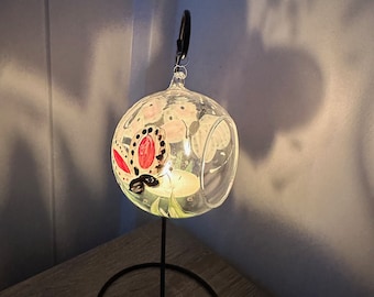 蝶の手描きガラスキャンドルホルダー、スタンド付き、ユニークなギフト、キャンドルランタン、色付きガラス皿、手作りガラス製品