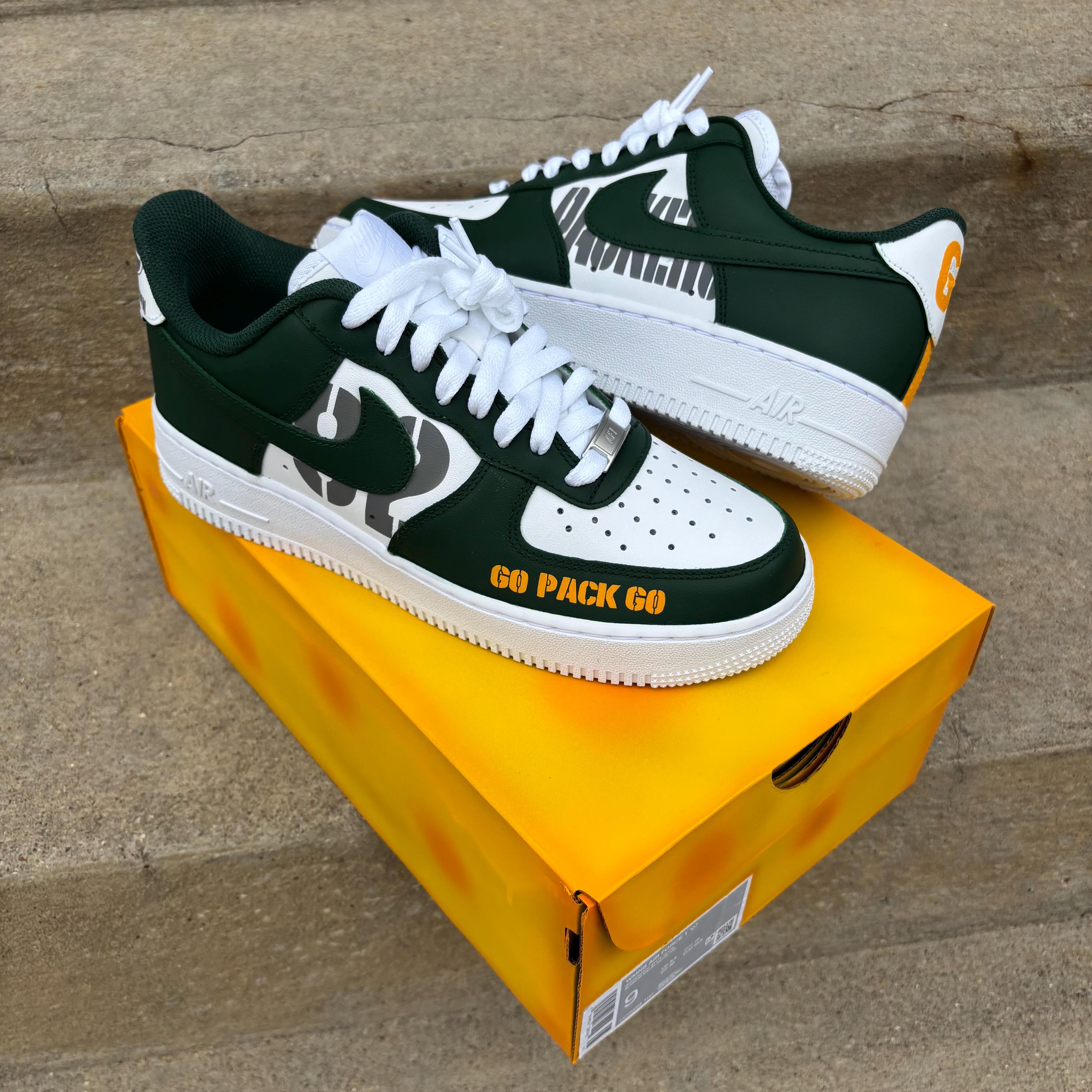 RARE Nike Air Lunar TR1 Green Bay Packers TEAM ISSUE Trainers shoes NFL football NFL Green Bay Packers Yellow Green Sneaker Air Jordan 1 High  main image 2