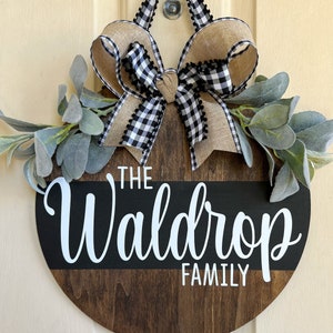 Last Name Wood Round Door Hanger | Personalized Wood Sign | Wood Round | Last Name Sign | Custom Name Sign