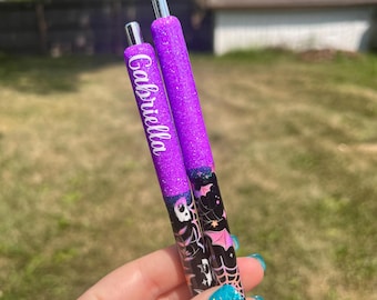 Halloween Glitter Resin Pen: Spider Web & Bat Design - Refillable Gel Pen