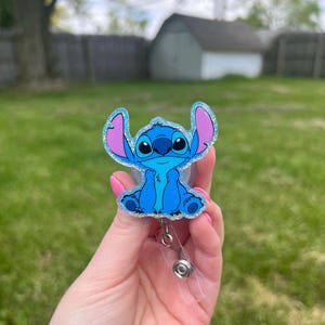 Blue Alien Interchangeable Badge Reel, Cartoon Alien Reel, Glitter Alien Badge Reel, Cute Gift Idea, Fun Work Accessory